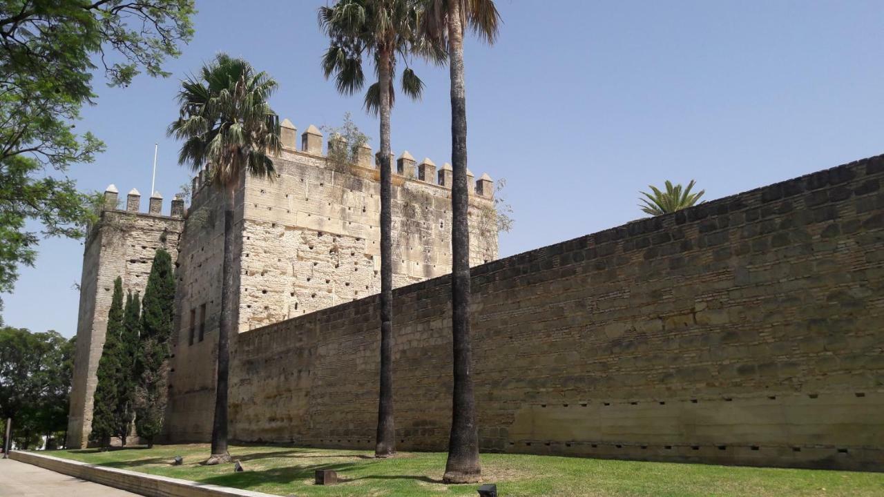 Sherryflat Alcazar - Parking Jerez de la Frontera Luaran gambar